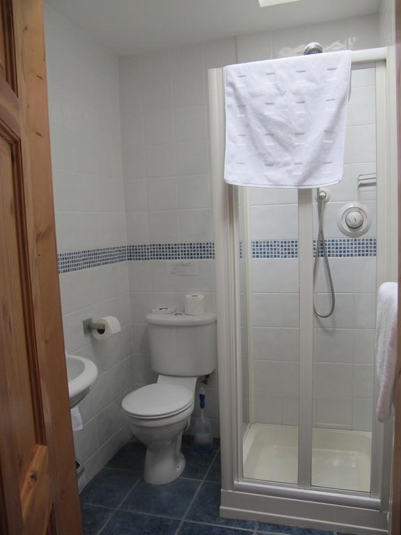 Riversdale House Accommodation Laragh Habitación foto